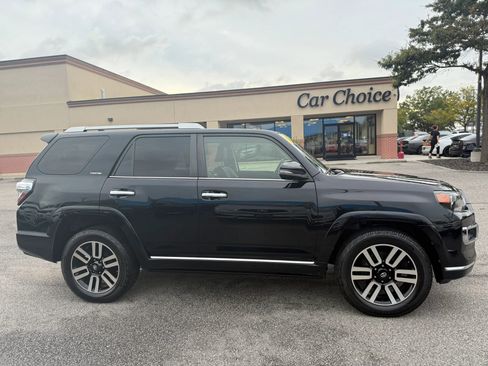 Used 2016 Toyota 4Runner Limited image 6