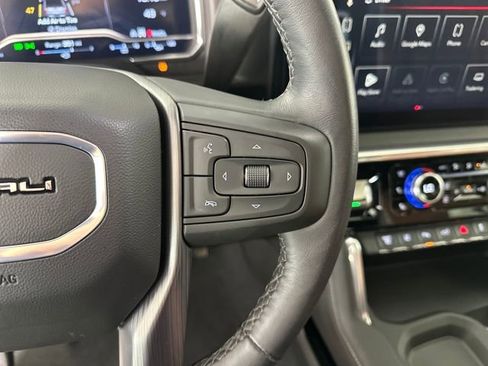 Used 2025 GMC Sierra 2500 Denali Ultimate image 16