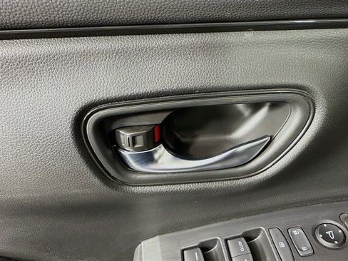 Certified 2023 Honda HR-V LX image 22