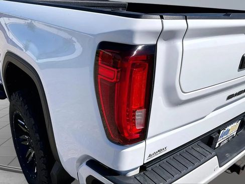 Used 2019 GMC Sierra 1500 AT4 w/ Off Road Performance Package AWD/4WD image 29