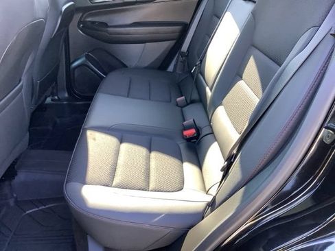 Used 2023 Chevrolet TrailBlazer RS w/ Sun and Liftgate Package AWD/4WD image 10