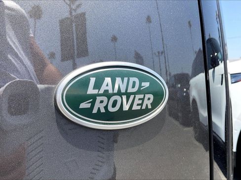 Used 2023 Land Rover Range Rover SE AWD/4WD image 9