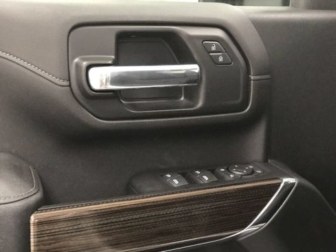 Used 2020 Chevrolet Silverado 2500 LT w/ All Star Edition AWD/4WD image 13