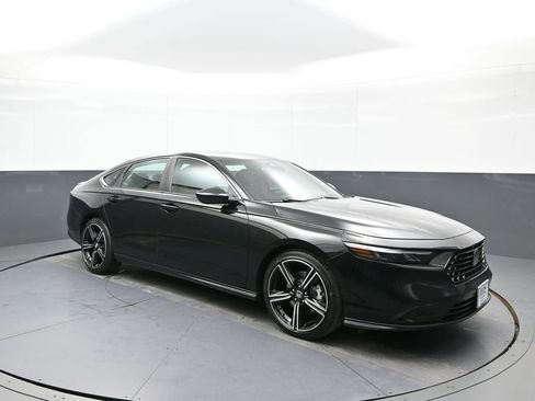 Certified 2023 Honda Accord Sport image 4