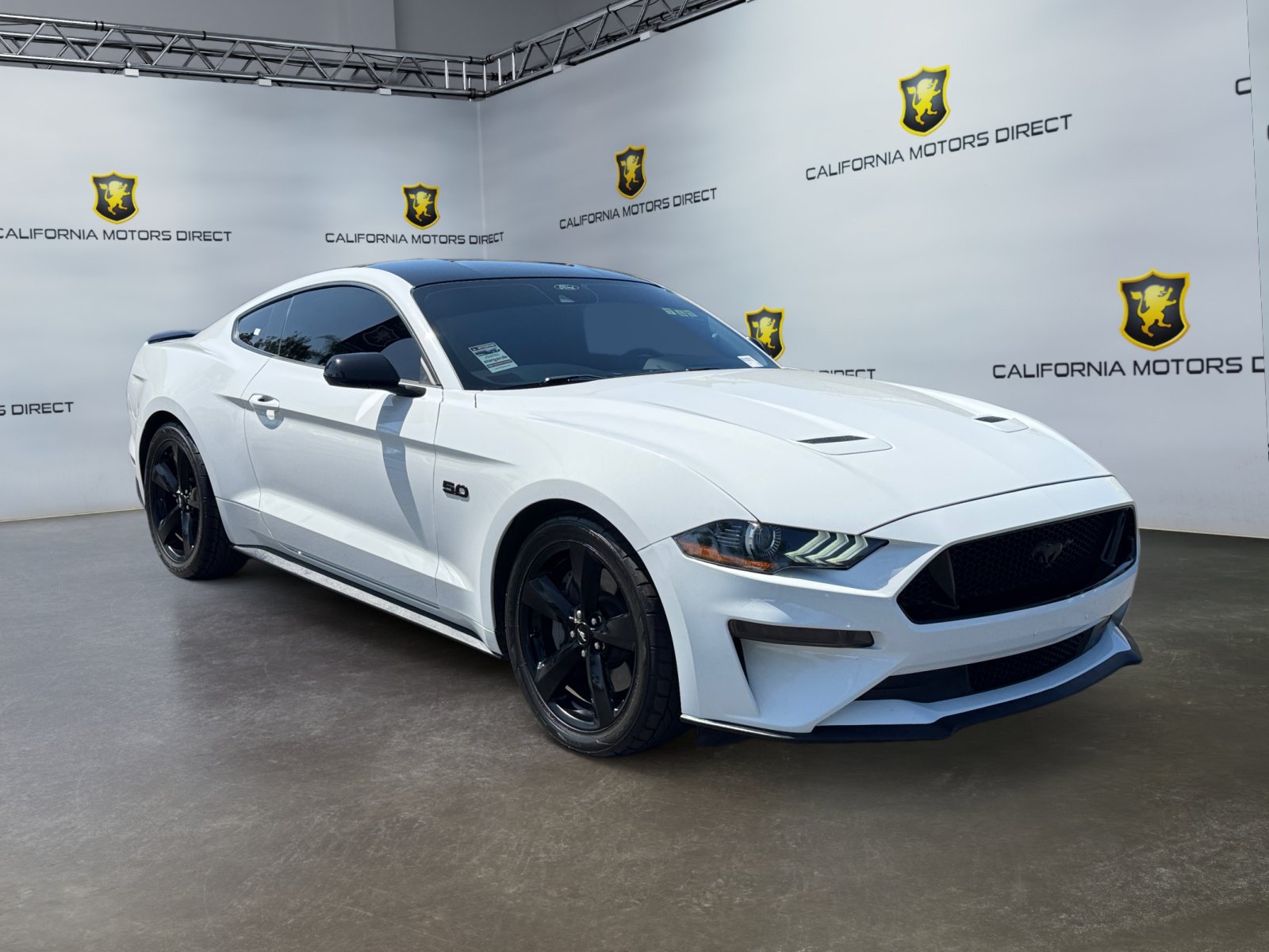 Used 2021 Ford Mustang GT Premium w/ Black Accent Package RWD image 7