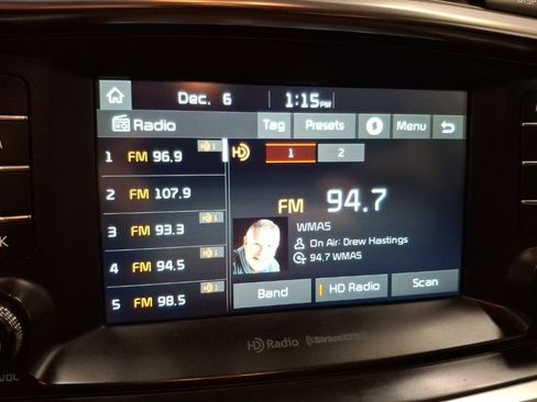 Used 2017 Kia Sorento EX image 21