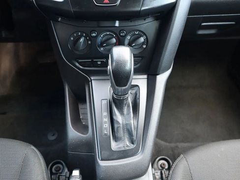 Used 2014 Ford Focus S image 22