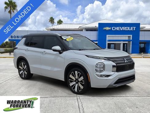 Used 2025 Mitsubishi Outlander SEL FWD image 1