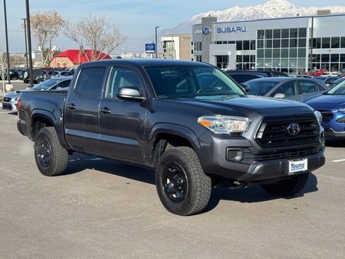 Used 2021 Toyota Tacoma SR image 1