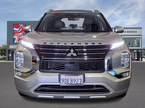 Used 2022 Mitsubishi Outlander SEL FWD image 2