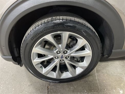 Used 2021 Ford Explorer Platinum image 22