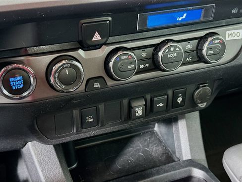 Used 2023 Toyota Tacoma TRD Off-Road w/ Black Out Package (TMS) AWD/4WD image 16