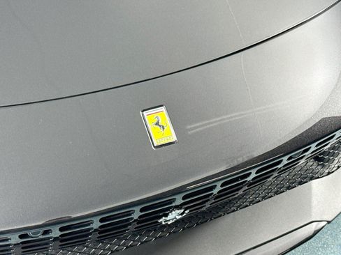Used 2022 Ferrari Roma RWD image 57