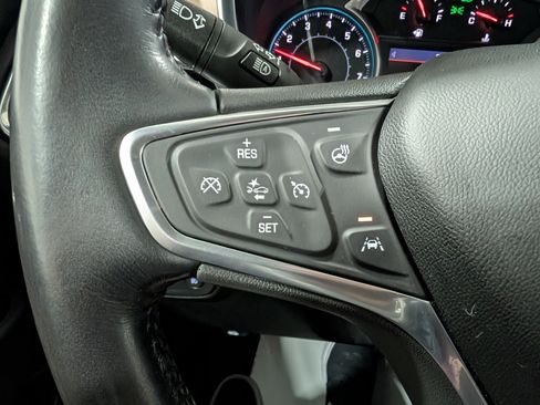 Used 2022 Chevrolet Equinox Premier image 20