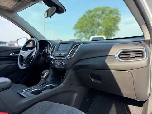 Used 2023 Chevrolet Equinox LT FWD image 13