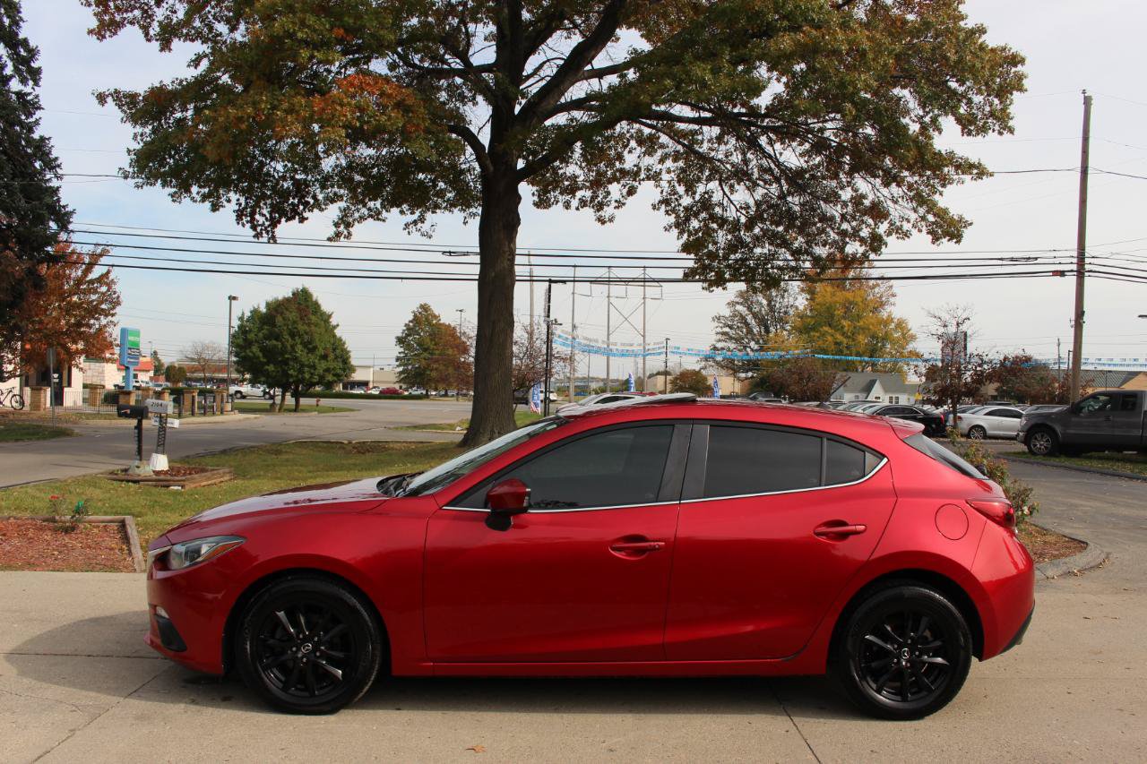 Used 2016 MAZDA MAZDA3 i Touring FWD image 6
