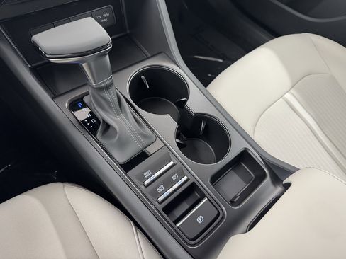 Used 2025 Hyundai Sonata SE image 10