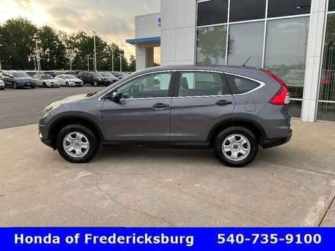 Used 2016 Honda CR-V LX image 3