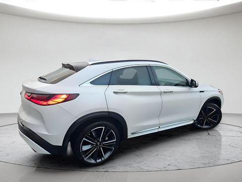 Used 2022 INFINITI QX55 Sensory w/ Lighting Package AWD/4WD image 10