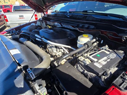 Used 2017 RAM 2500 Tradesman w/ Chrome Appearance Group image 16