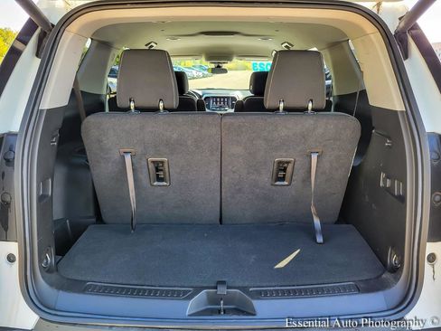 Used 2023 GMC Acadia SLE w/ Driver Convenience Package image 27