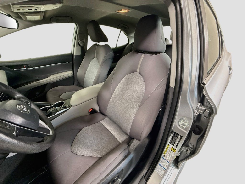 Used 2022 Toyota Camry LE AWD/4WD image 20