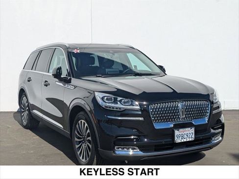 Used 2023 Lincoln Aviator Reserve w/ Equipment Group 201A RWD image 7