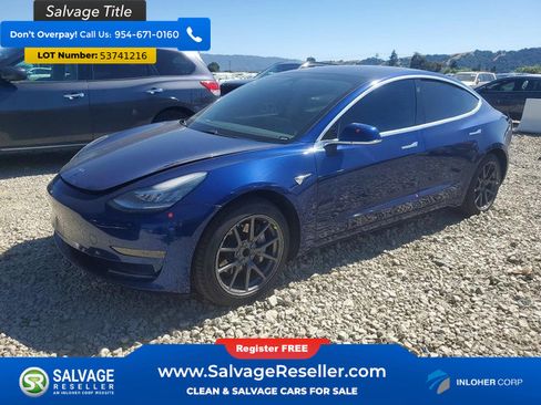 Used 2020 Tesla Model 3 RWD image 1