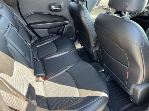 Used 2019 Jeep Compass Trailhawk image 20