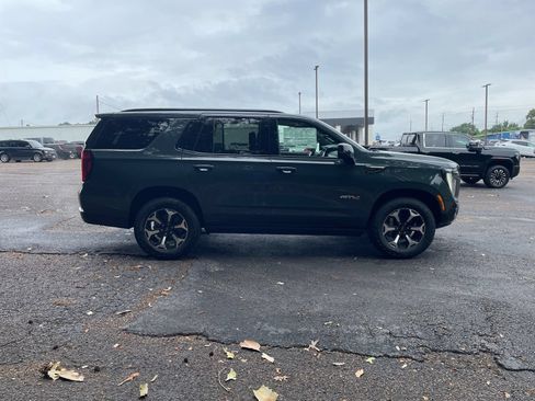 New 2026 GMC Yukon AT4 w/ AT4 Premium Package AWD/4WD image 9