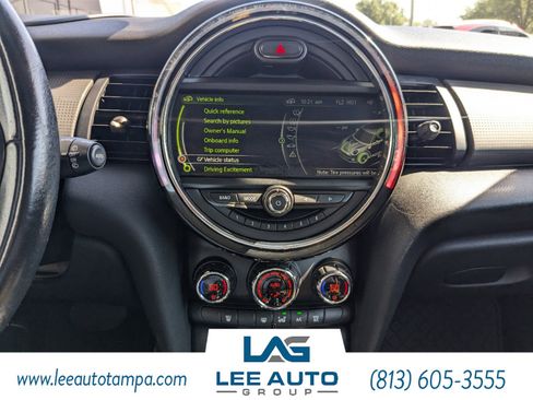 Used 2015 MINI Cooper 2-Door Hardtop image 17
