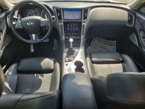 Used 2017 INFINITI Q50 Sport AWD/4WD image 10