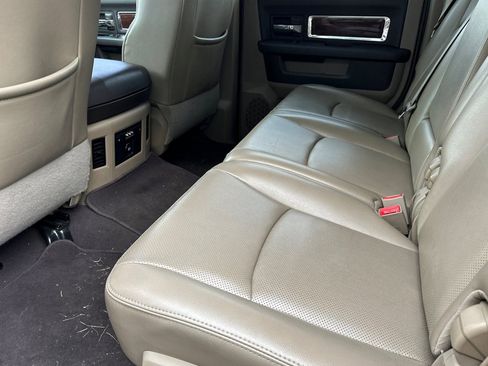 Used 2011 RAM 2500 Laramie w/ Protection Group image 14