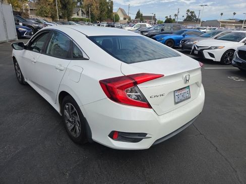 Used 2016 Honda Civic EX image 3
