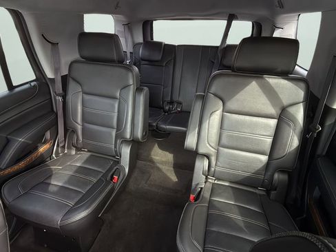 Used 2015 GMC Yukon Denali w/ Premium Package image 13
