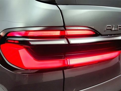 New 2026 BMW ALPINA XB7 image 30