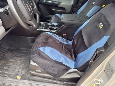 Used 2018 GMC Canyon SL image 10