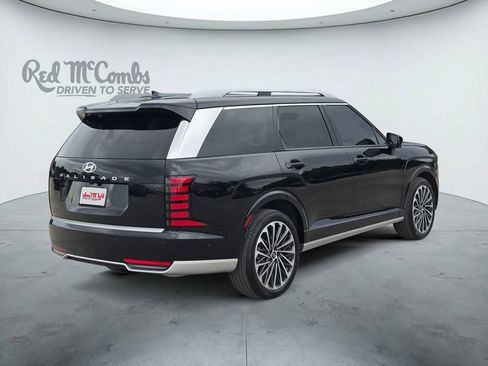 Certified 2026 Hyundai Palisade Calligraphy FWD image 5
