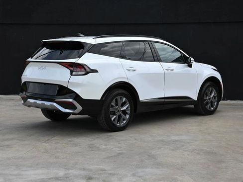 Used 2025 Kia Sportage EX w/ Premium Package FWD image 6