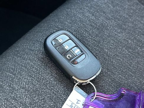 Used 2025 Honda Accord LX image 30
