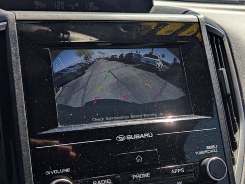 Used 2018 Subaru Crosstrek 2.0i Premium w/ Eyesight System image 11