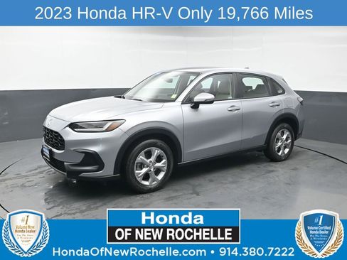 Certified 2023 Honda HR-V LX image 1