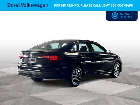 Certified 2023 Volkswagen Jetta S FWD image 8