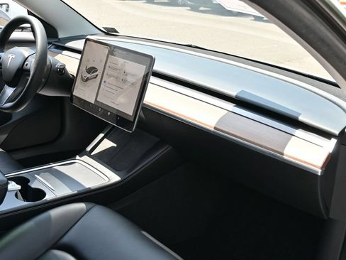 Used 2023 Tesla Model 3 Standard Range RWD image 38