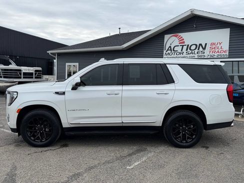 Used 2022 GMC Yukon Denali AWD/4WD image 2