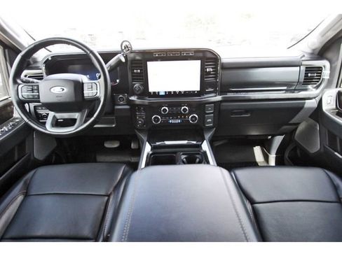 Used 2024 Ford F250 Lariat w/ Lariat Ultimate Package AWD/4WD image 8