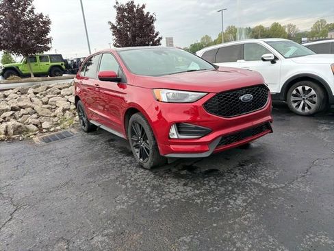 Used 2024 Ford Edge SEL AWD/4WD image 3