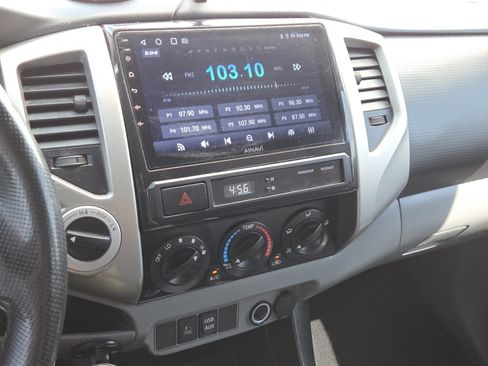 Used 2012 Toyota Tacoma 4x4 Double Cab w/ TRD Off-Road Pkg image 27