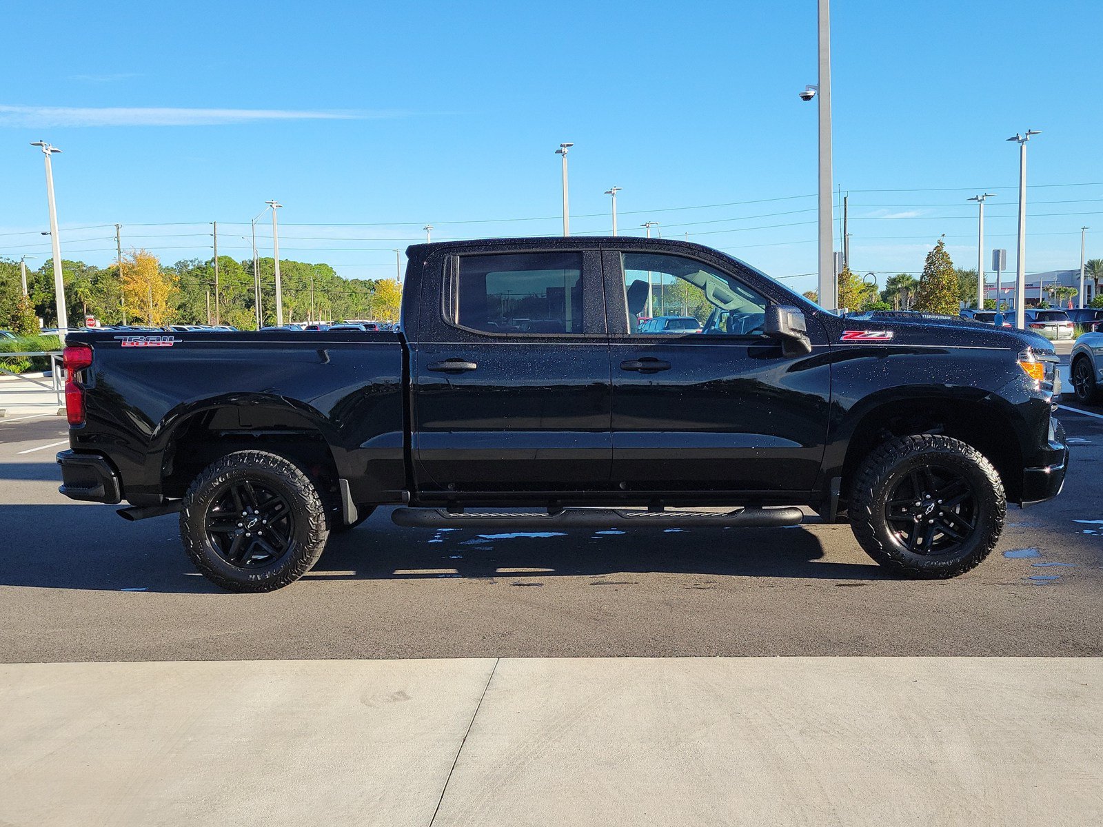 Used 2024 Chevrolet Silverado 1500 Custom Trail Boss AWD/4WD image 8