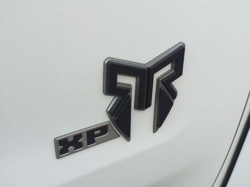 New 2025 GMC Sierra 1500 AT4 w/ AT4 Premium Package image 33